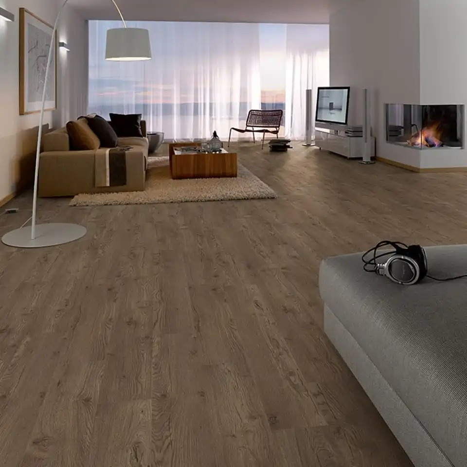 Laminate Flooring Dubai